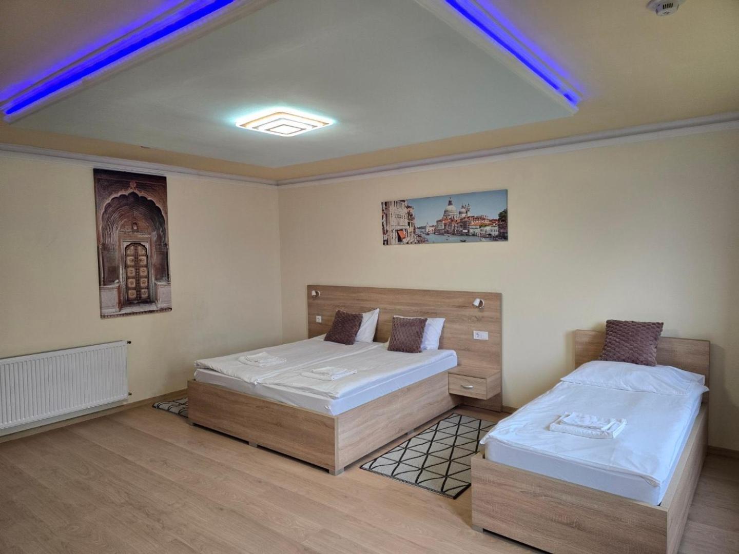 Hotel Bibic Es Tueskevar Etterem Es Horgaszto 3*