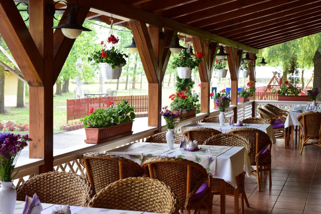 Bibic Es Tueskevar Etterem Es Horgaszto Hotel